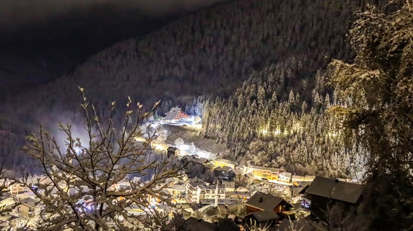 MAGICAL WINTER NIGHT IN ČAJNIČE